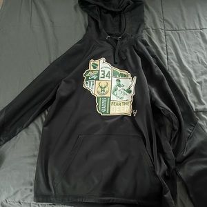 Black Giannis Antetokounmp/Bucks Sweatshirt